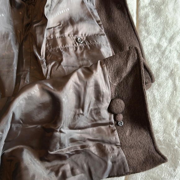 New- attention chocolate coat - Picture 13 of 17